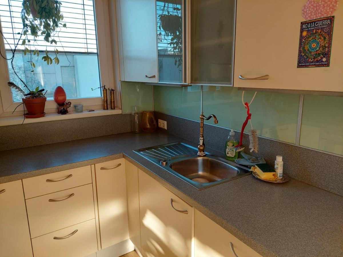 Gemutliche Und Helle Wohnung - Nahe Schlossberg Graz Bagian luar foto